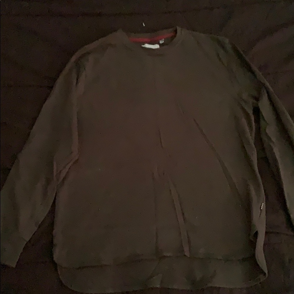 Green pullover sweater